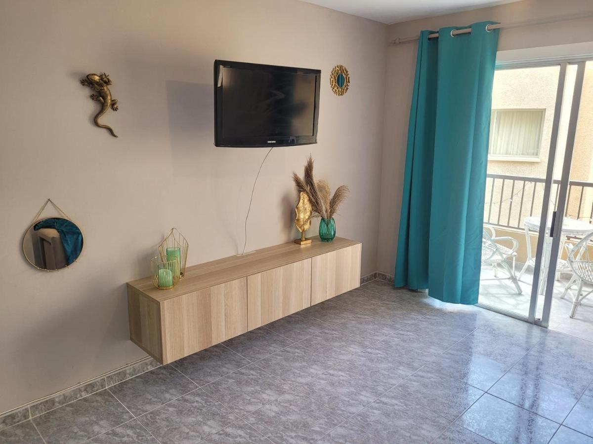 Gold Oasis Apartment El Médano Екстериор снимка